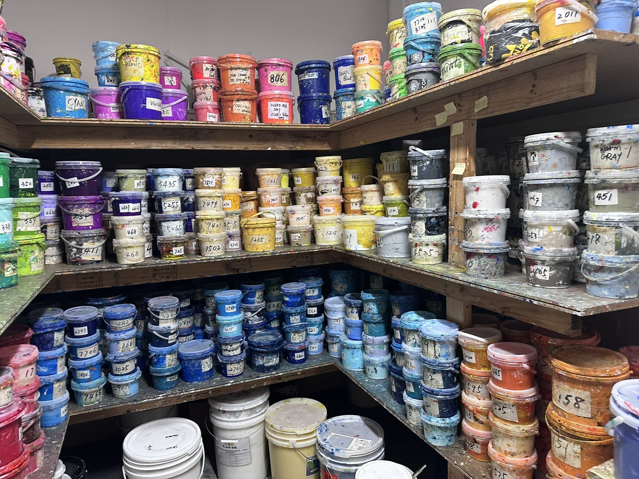 different colors of screen printing inks