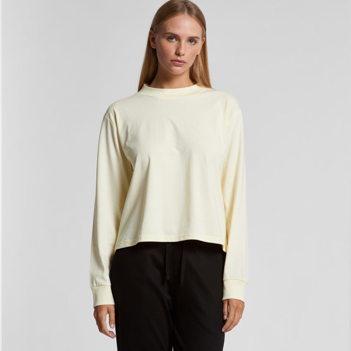 Wo's Mock L/S Tees