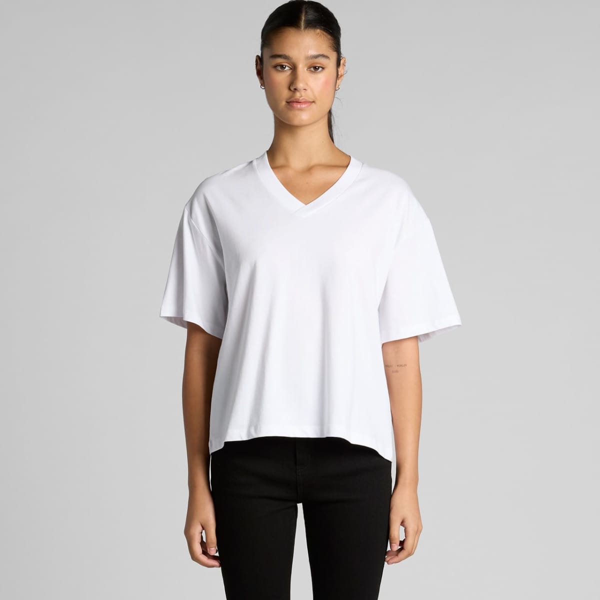 Wo's Martina V Neck Tees