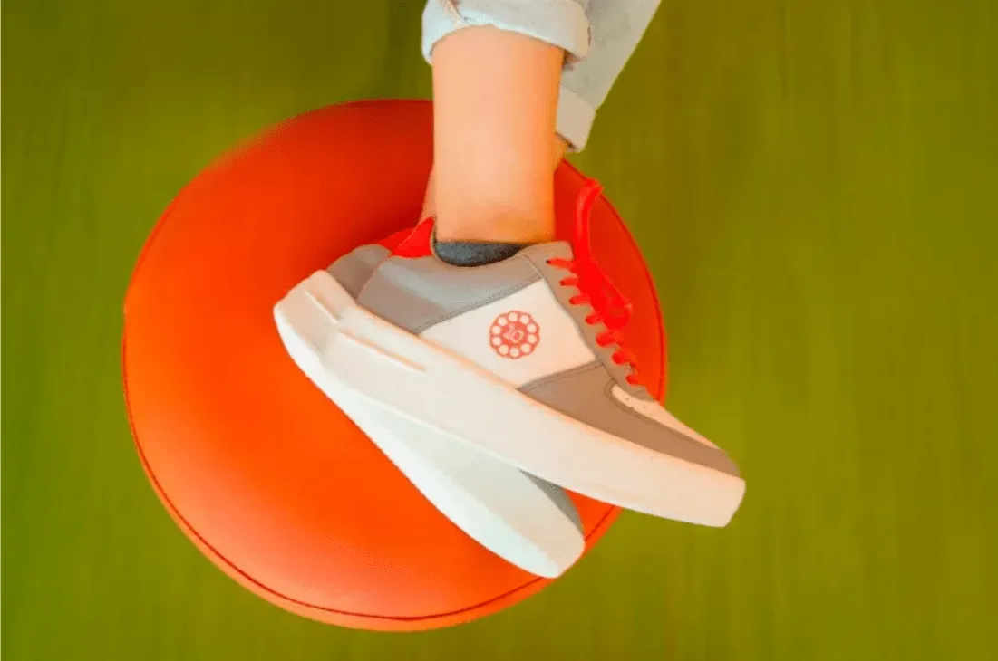 Breeze Zephyr Sneakers