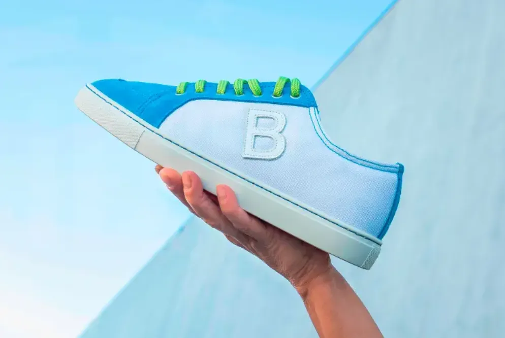 Casual Stride Sneakers